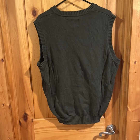Ivy Crew Men's Green Sweater Vest V Neck Sleeveless Pullover - Picture 3 of 4